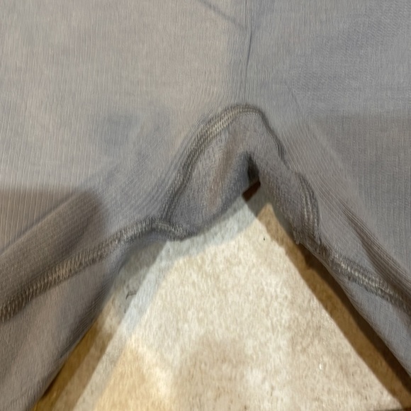 Lululemon Ebb To Street Gray Seamless Crop Leggings 6 - Picture 8 of 10